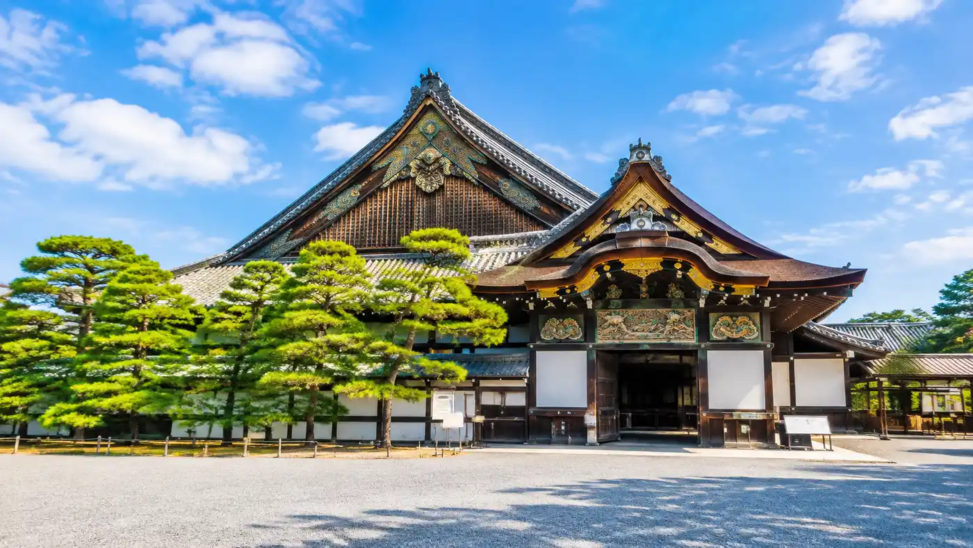 Nijo Castle in Kyoto Itinerary & Nearby Attractions